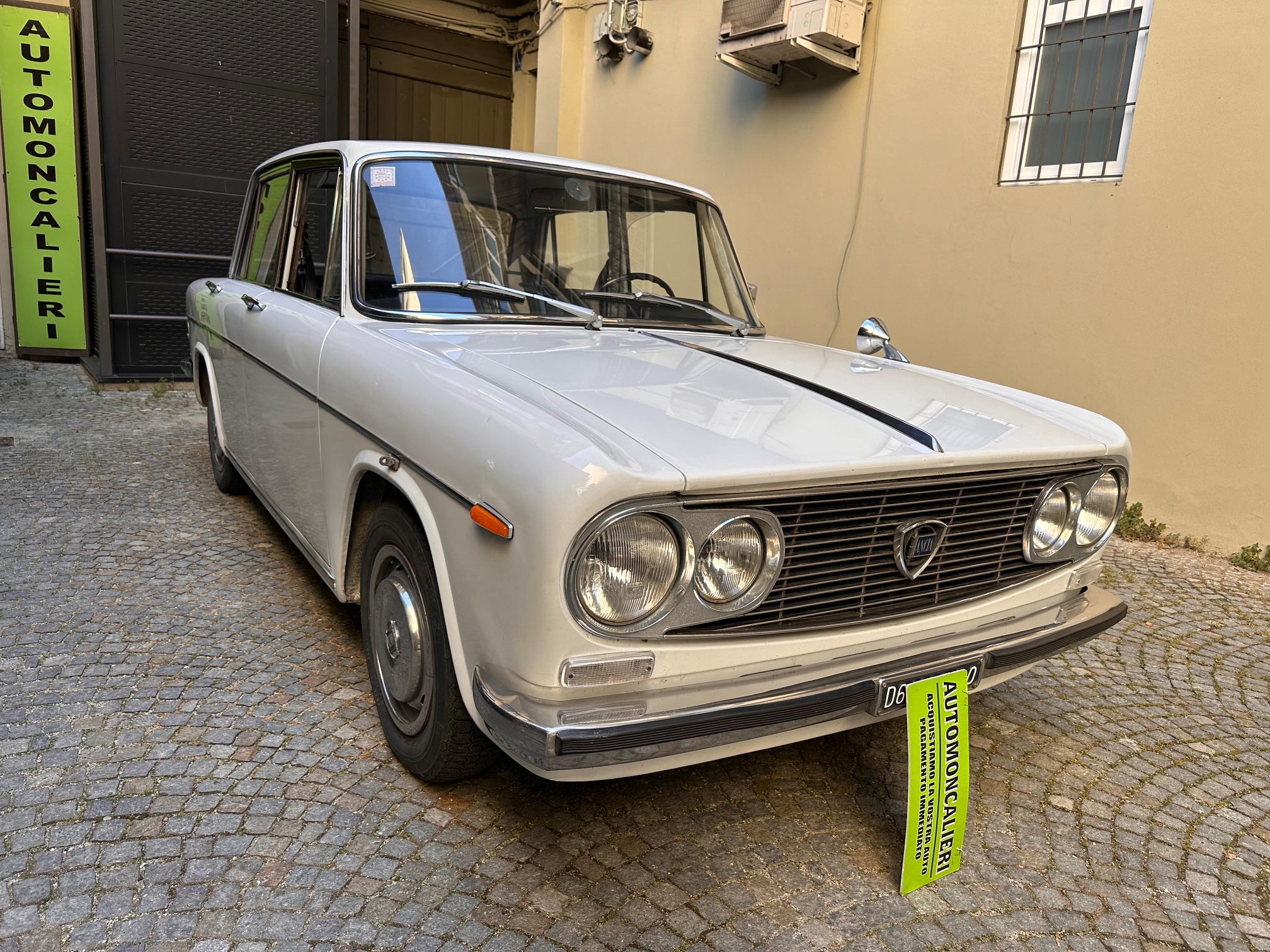 vehicle-thumb-image