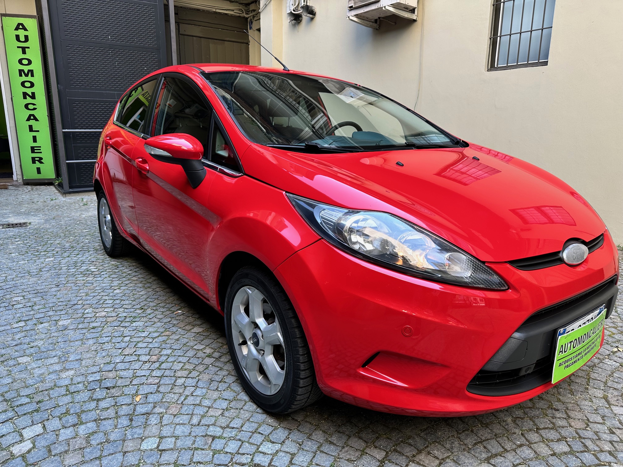 vehicle-thumb-image