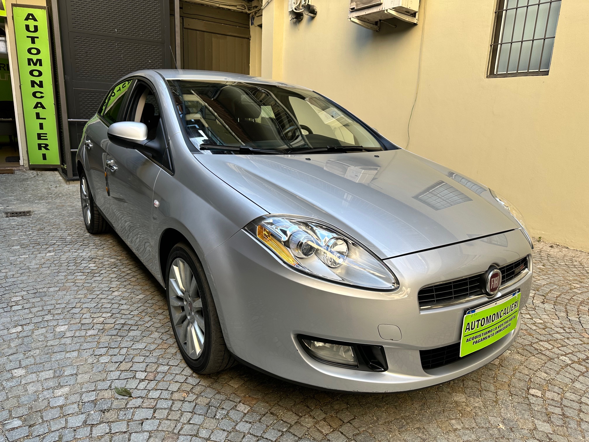vehicle-thumb-image